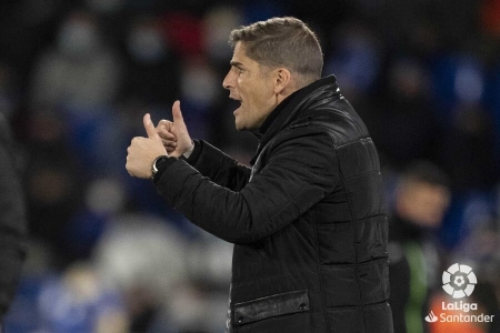 Robert Moreno, durante el partido en el `Coliseum Alfonso Pérez` (LALIGA)