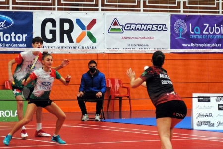 Imagen del partido (BÁDMINTON GRANADA) 