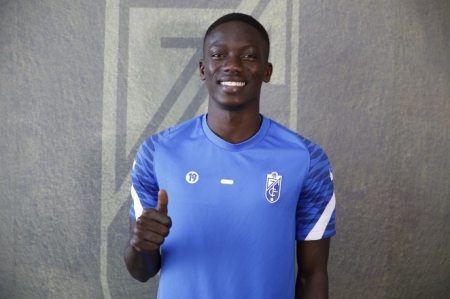 Souleymane Fay ha firmado con el Recreativo Granada (GRANADA CF)