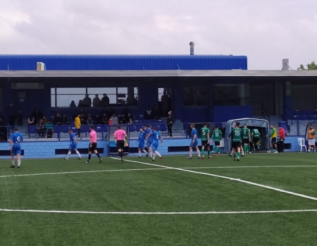 El CD Huétor Vega empató ante el Alhaurín de la Torre CF (ALHAURIN DE LA TORRE CF) 