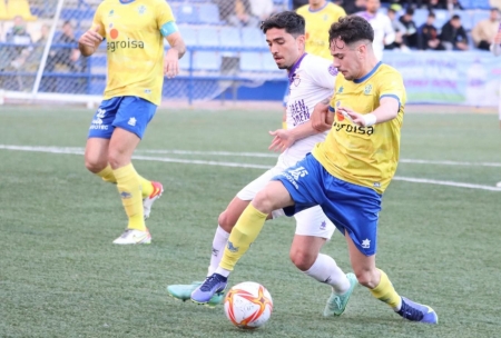 El Agroisa Huétor Tájar se anotó la victoria el pasado domingo ante el Real Jaén (JOSÉ ANDRÉS FERNÁNDEZ)