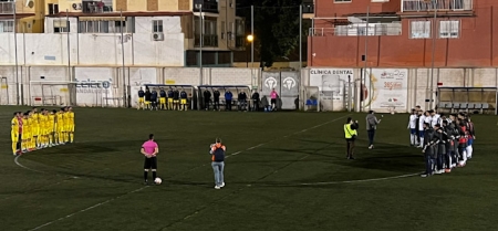 Minuto de silencio en el Nuevo San Ignacio por el fallecimiento del presidente de El Palo (EL PALO FC) 