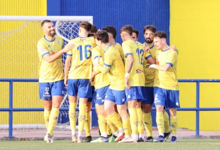 El Agroisa Huétor Tájar ganó su último partido en casa ante el Real Jaén (JOSÉ ANDRÉS PÉREZ)