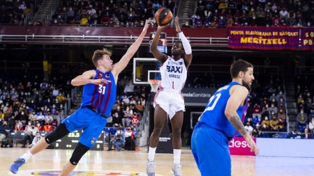 El FC Barcelona destrozó a Manresa (ACB PHOTOS / V. SALGADO)