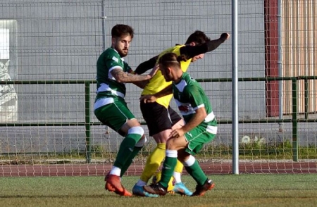 El Céltic buscará salir de la zona de descenso en el derbi ante el Loja (J. PALMA) 