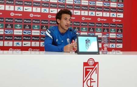 Luiis Milla, en la rueda de prensa de este miércoles en la Ciudad Deportiva (FRAN CALVO)