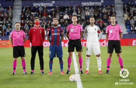 José María Sánchez Martínez, en el Levante - Granada de la presente campaña (LALIGA)
