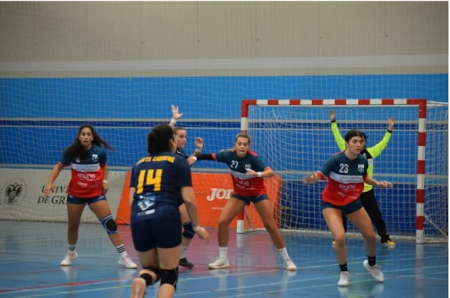 La Universidad de Granada visita a Ikasa (DEPORTES UGR)