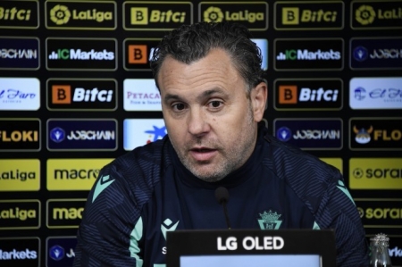 Segio González, en la rueda de prensa previa al derbi del `Nuevo Los Cármenes` (CÁDIZ CF)