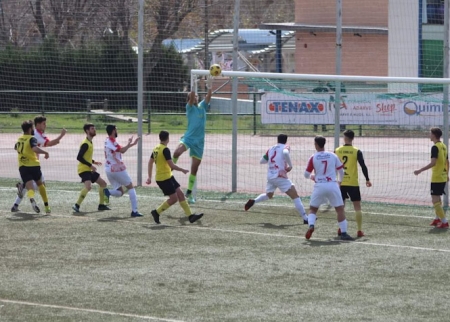 El Guadix goleó al FC Cubillas de Albolote B (GUADIX CF) 