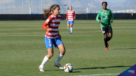 Laura Pérez, durante el partido frente al Cacereño en la Ciudad Deportiva (JOSÉ M. BALDOMERO)