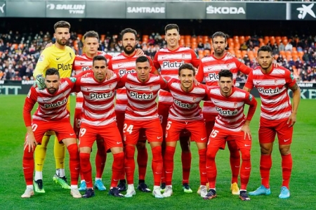 Once inicial del Granada en Mestalla (PEPE VILLOSLADA / GCF)