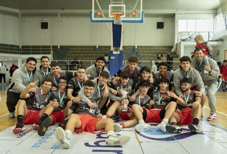 El MLG Electrosolar FCBG tras proclamarse campeones provinciales (FCBG)
