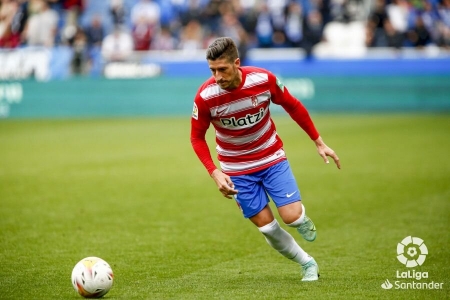 Escudero, en un lance del partido ante el Alavés (LALIGA)