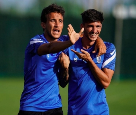 Luis Milla y Carlos Neva, en un entrenamiento con el Granada (INSTAGRAM)