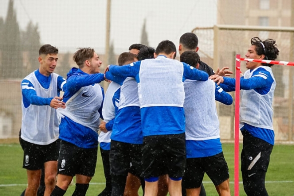 El Recreativo se une para volver a la senda del triunfo (CANTERA NAZARÍ) 