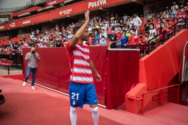 Rochina, el día de su presentación como jugador del Granada (JOSÉ VELASCO / GRJ)