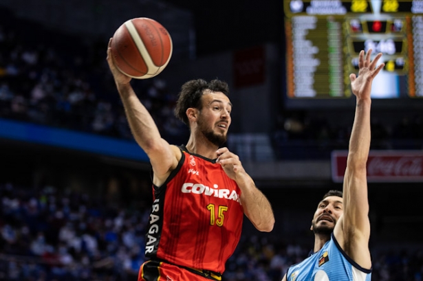 Lluís Costa en el partido ante Estudiantes (JUAN PELEGRÍN/ MOVISTAR ESTUDIANTES)