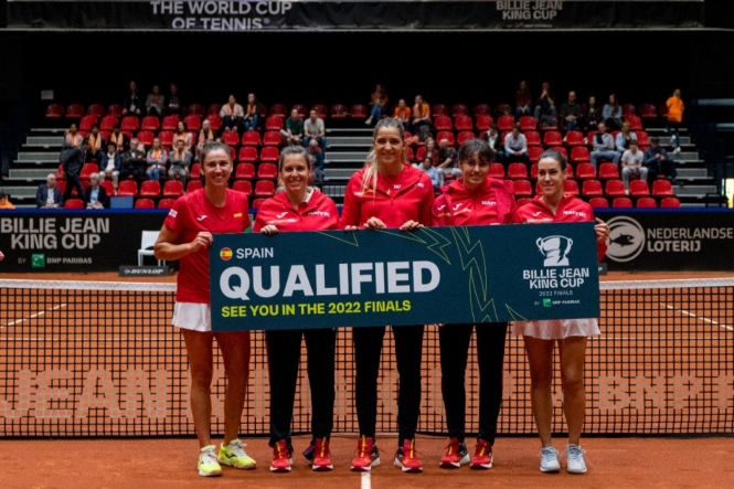Nuria Párrizas, la primera por la izquierda, se ha clasificado para las finales de la Billie Jean King Cup (RFET) Nuria Párrizas, la primera por la izquierda, se ha clasificado para las finales de la Billie Jean King Cup (RFET)