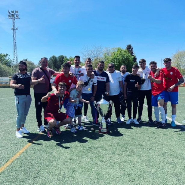 El Cúllar Vega es el campeón de la Copa Provincial (CÚLLAR VEGA CF) 