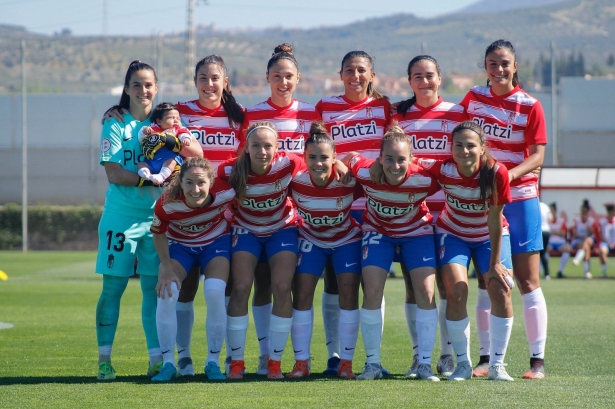 Once inicial del Granada Femenino ante el filial del Granadilla Tenerife en la Ciudad Deportiva (GCF)