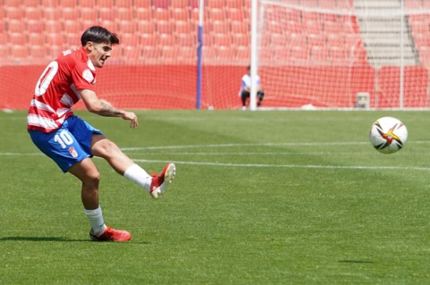Echu en el partido ante Atlético Levante (JOSÉ M. BALDOMERO)