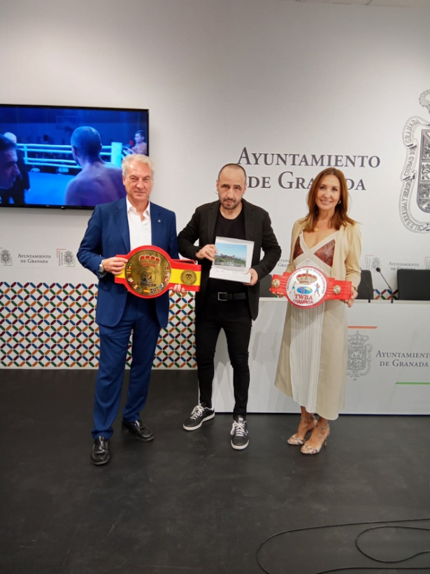 Recepción al boxeador Francisco Martos (AYTO. GRANADA)