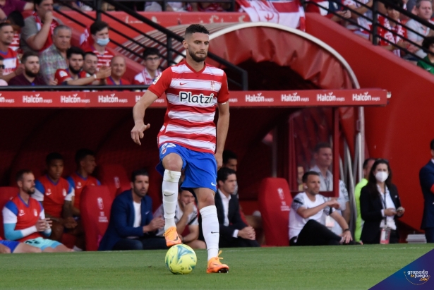 Domingos Duarte, durante el partido ante el Espanyol (JOSÉ M. BALDOMERO)