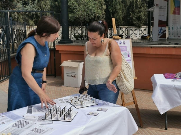 Cecilia Fernández y Rebeca Sánchez