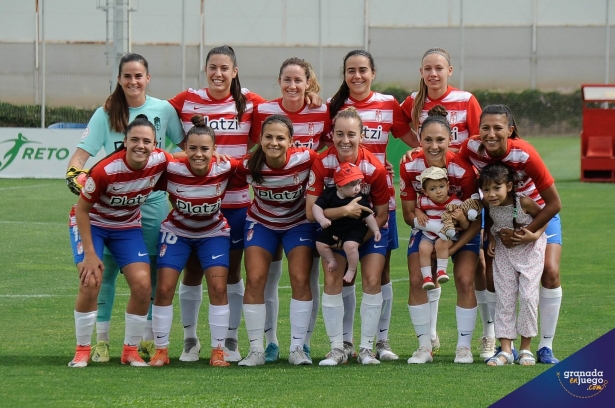 Once del Granada Femenino en su último partido en casa de la temporada ante el Madrid B (JOSÉ M. BALDOMERO)