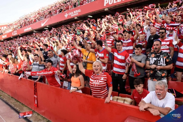 La afición del Granada se echará a las calles para manifestarse en contra de la propiedad (JOSÉ M. BALDOMERO)