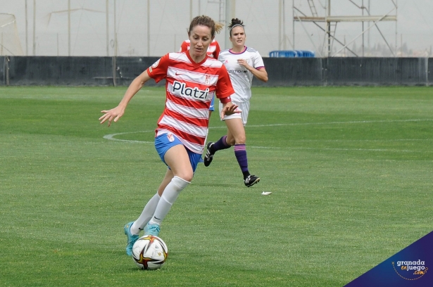 Lauri fue la máxima goleadora y segunda mayor asistente del Granada Femenino en la temporada 2021/22 (JOSÉ M. BALDOMERO)