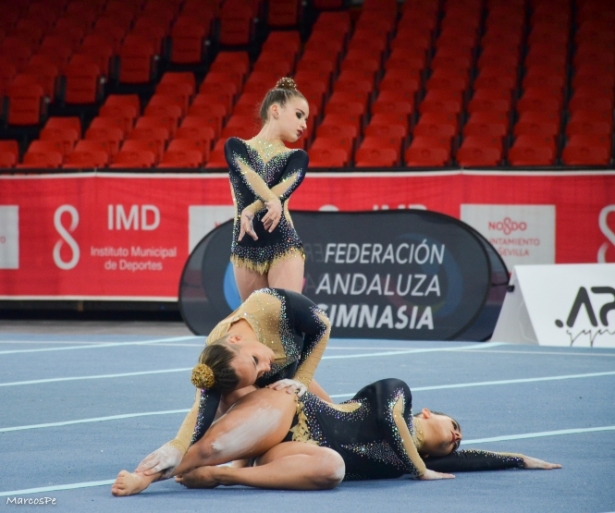 Trio femenino del Club Balans (MARCOS PÉREZ)