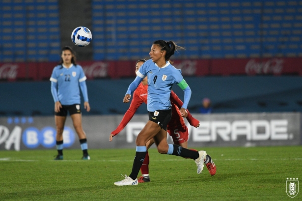 Pamela González, en el primer amistoso con Uruguay de los dos disputados ante Bolivia (AUF)