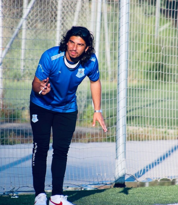 Fran Maldonado durante un entrenamiento con el Puerto de Motril (PUERTO DE MOTRIL CF)