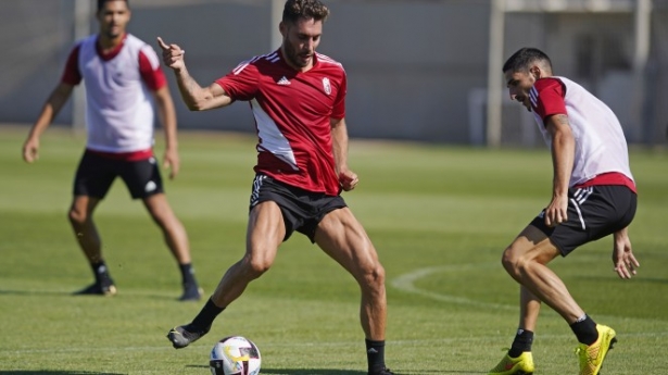 Los jugadores del Granada CF han iniciado su segunda semana de pretemporada (PEPE VILLOSLADA / GCF)