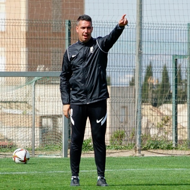 Juan Antonio Milla entrenará al Recreativo (GRANADA CF)