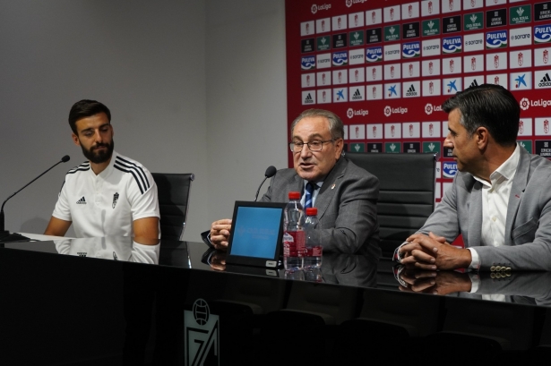 Pepe Macanás, en la rueda de prensa de presentación de Raúl Fernández y Raúl Fernández (JOSÉ VELASCO / GRJ)