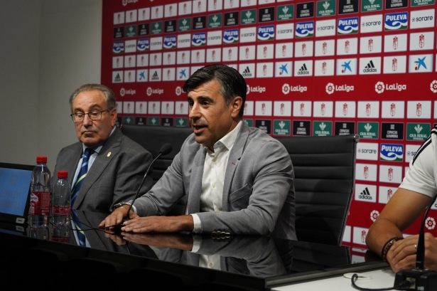 Nico Rodríguez, en la presentación de Raúl Fernández y André Ferreira (JOSÉ VELASCO / GRJ)