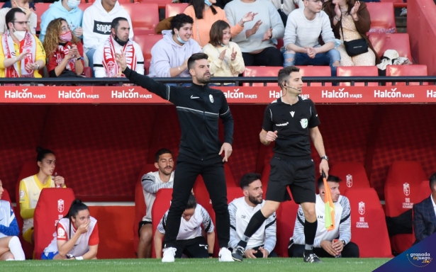 Roger Lamesa renueva con el Granada Femenino por dos temporadas más (JOSÉ M. BALDOMERO)