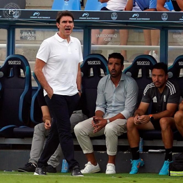 Aitor Karanka durante el partido con el Ibiza (GRANADA CF) 