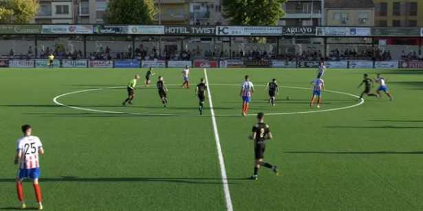 El CF Motril cayó con claridad ante el Torredonjimeno (RFAF)