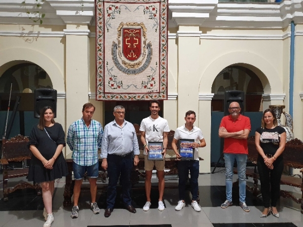 Recibimiento a Alberto Amezcua (AYTO.  GUADIX) 