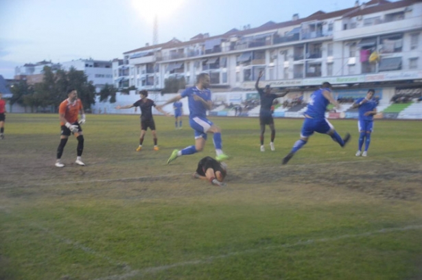 La UD Maracena busca plaza en Tercera (LÁZARO) 