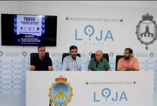 Presentación del Trofeo Antonio Alcaide  Ciudad de Loja (FCR)