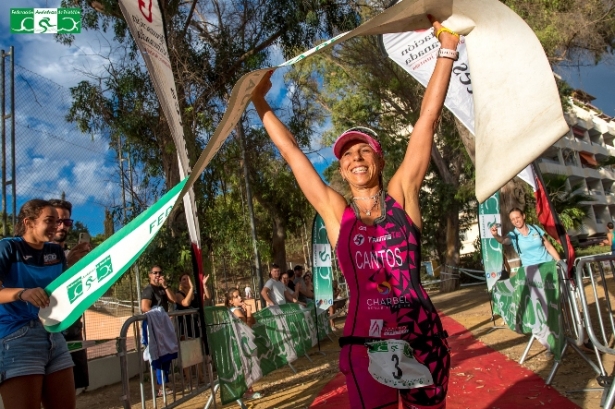 La ganadora entra en meta (FATRI) 