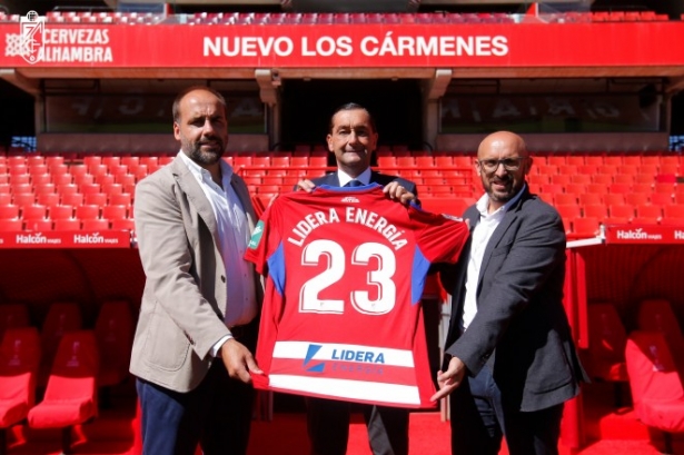 Lidera Energía patrocinará al Granada en la parte trasera inferior de sus camisetas (GCF)