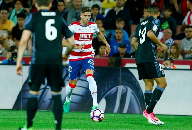 Juanan Entrena, el día de su debut con el Granada ante el Real Madrid en 2017 (GCF)