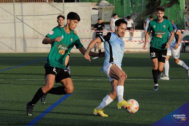El Arenas CyD sumó los tres puntos en el derbi ante el CD Huétor Vega (JOSÉ M. BALDOMERO)