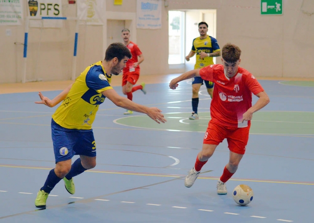 El Herogra Albolote FS derrotó a Victoria Kent (J. PALMA(